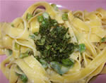 Pasta with asparagus and aromatic herbs