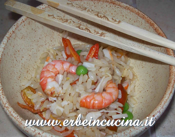 Stir-fried rice with shrimps and Shishito