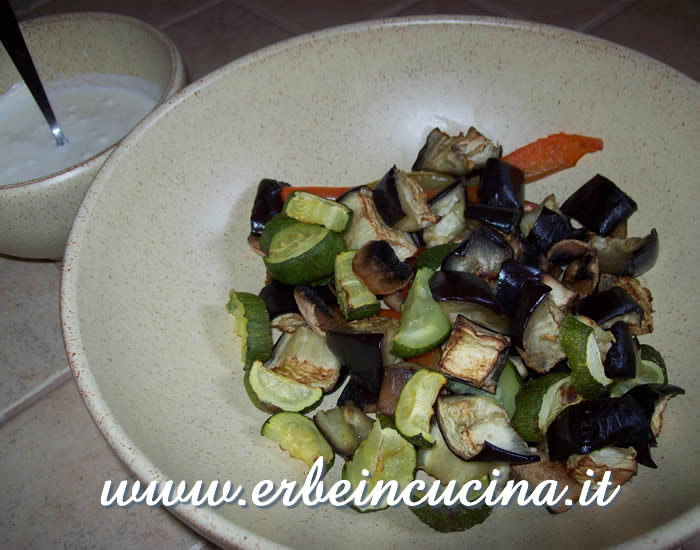 Grilled Vegetables with Garlic Sauce