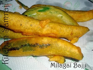 Milagai Bajji/chilli fritters