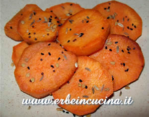 Yams with five Indian spices