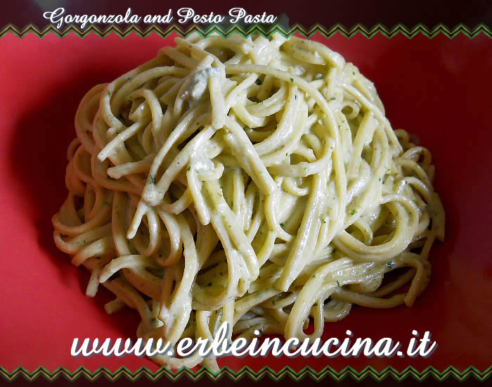 Gorgonzola and pesto pasta